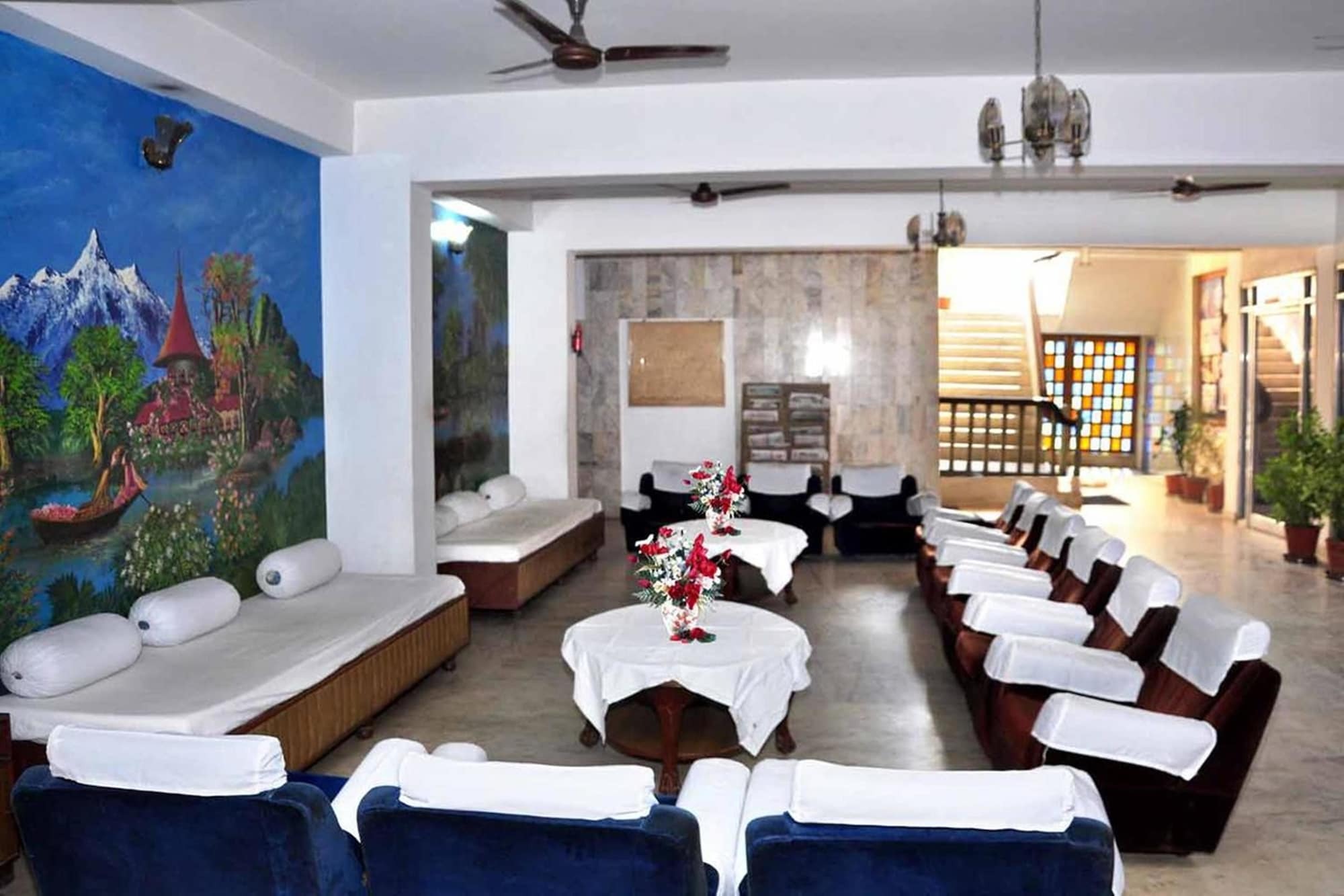 Hotel Vinayakam Udaipur Exteriör bild
